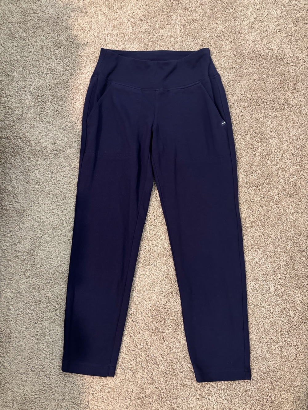 Jaanuu Navy 7/8 Yoga Scrub Pant